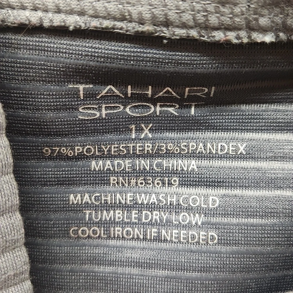 Tahari sport women's size 1x shirt - Picture 3 of 6